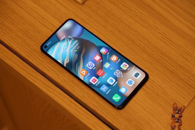 3000档5G摄影手机盘点:潜望式超长焦镜头成标配 好照片随手拍