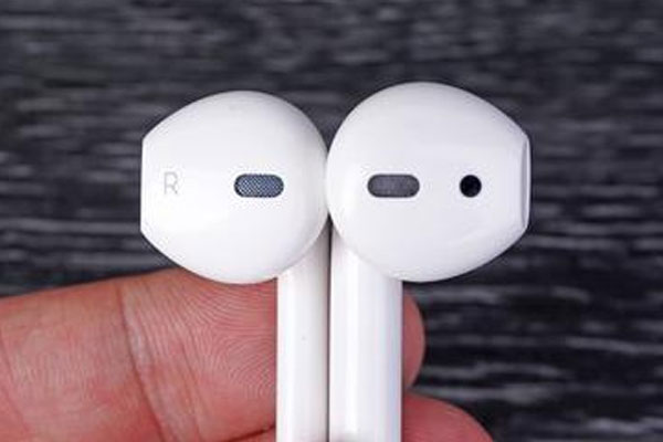 蓝牙耳机可以边充电边使用吗-3