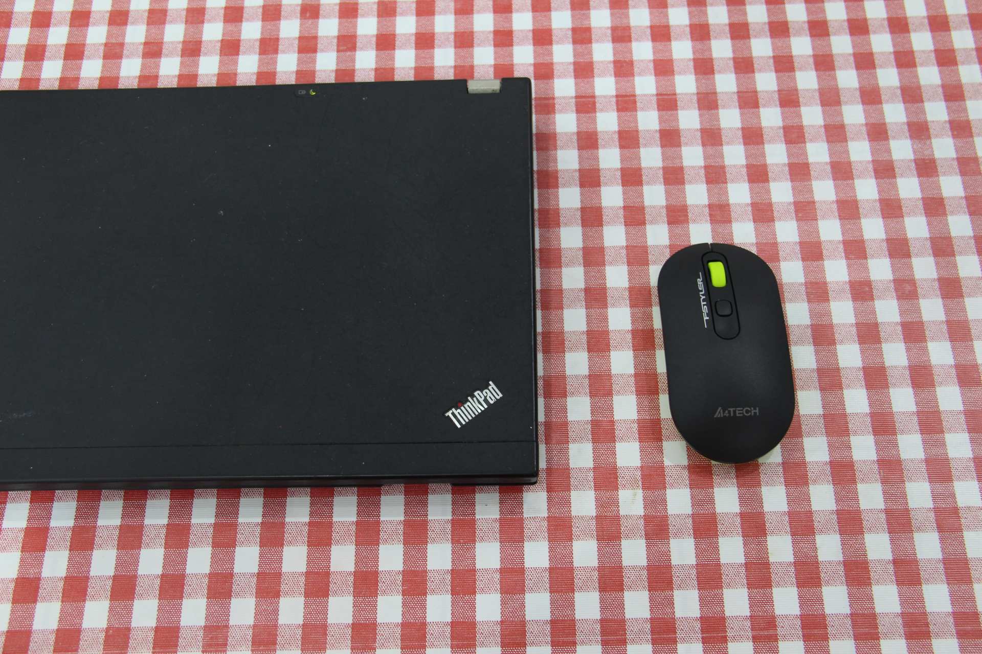 双飞燕FG1120无线鼠键套装开箱体验，重走轻简风，好用不贵-16