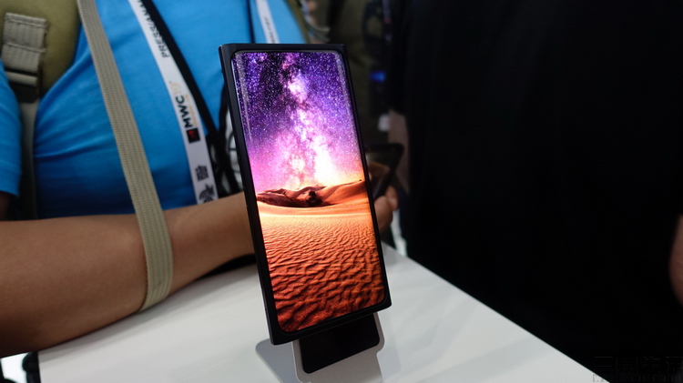 再度引领技术发展方向，OPPO下一代屏下摄像技术揭秘-3