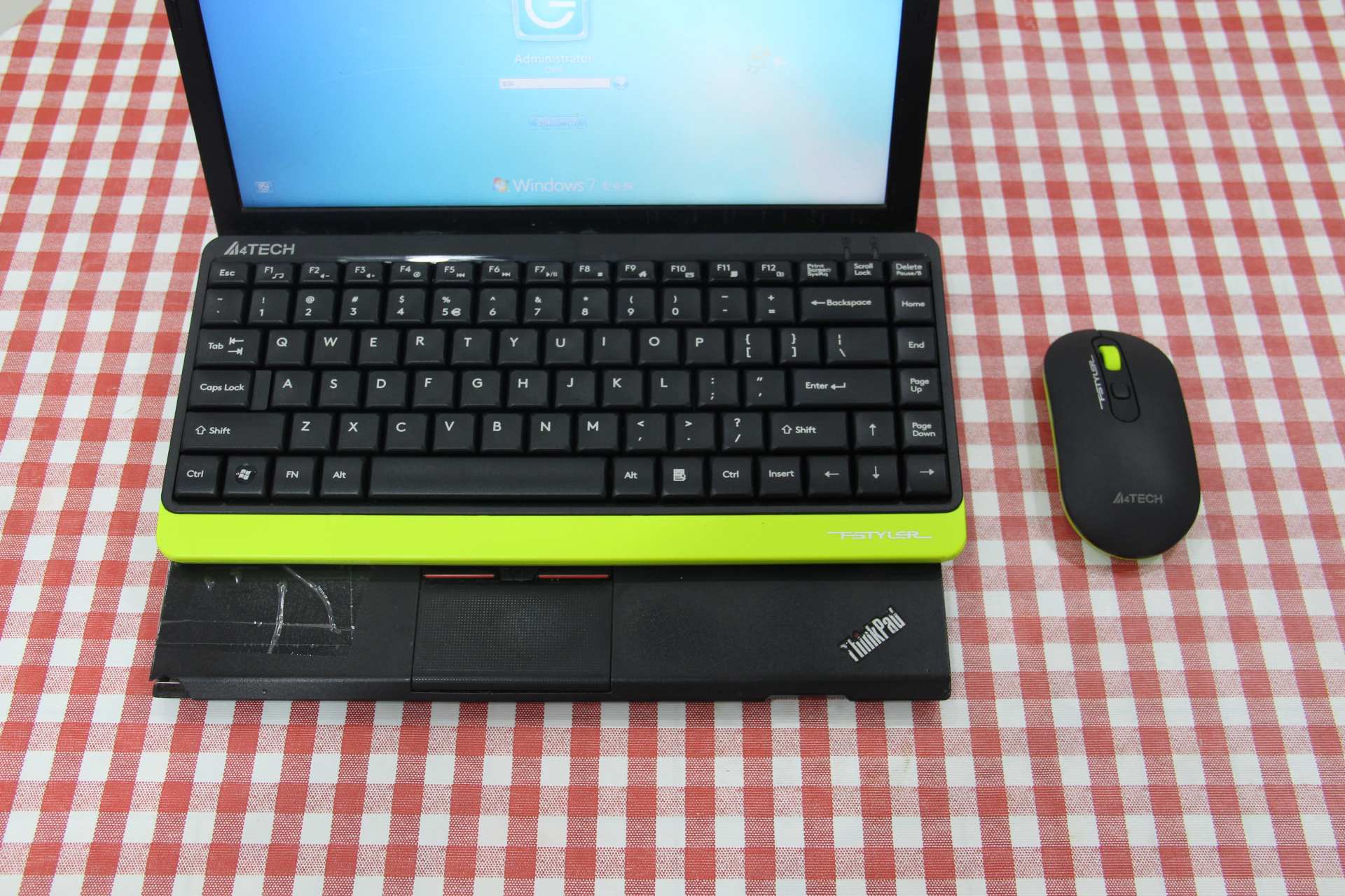 双飞燕FG1120无线鼠键套装开箱体验，重走轻简风，好用不贵-18