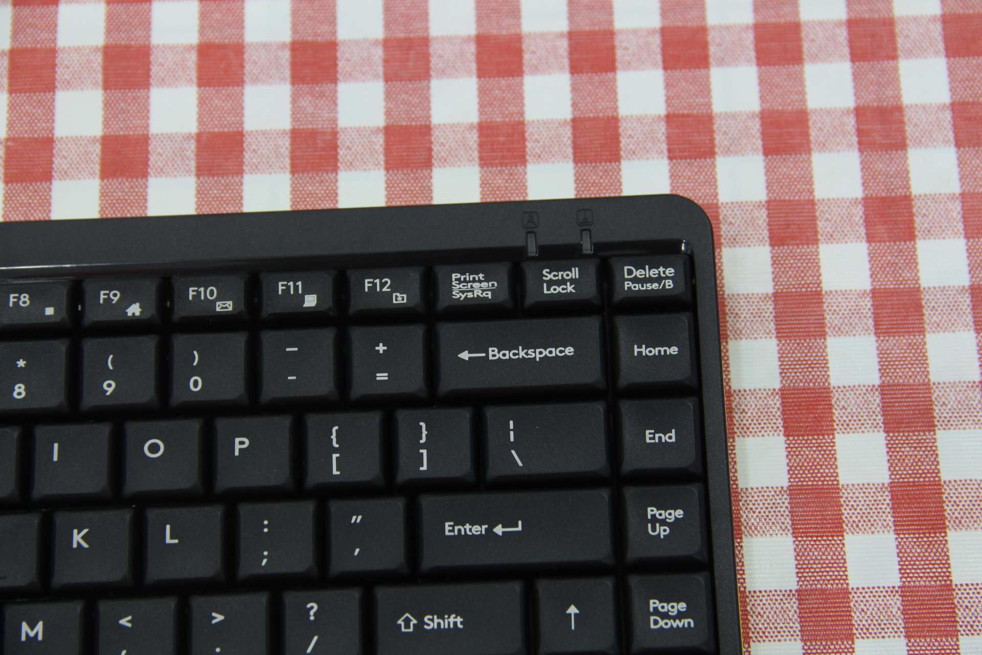 双飞燕FG1120无线鼠键套装开箱体验，重走轻简风，好用不贵-11