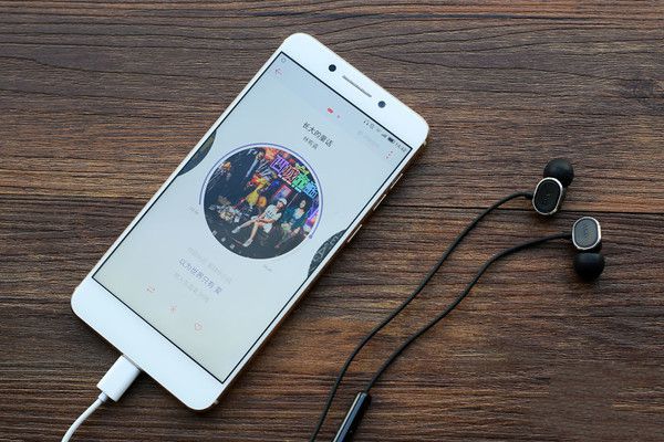 酷派s1第一次充电需要多长时间？酷派改变者s1充满电需要时间与注意事项 第1张