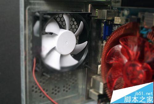 电脑机箱怎么安装风扇减震胶钉保护主板cup? 第8张