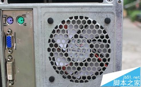 电脑机箱怎么安装风扇减震胶钉保护主板cup? 第10张