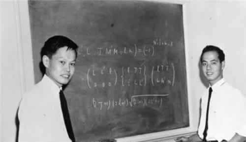 杨振宁曾与爱因斯坦做同事-3