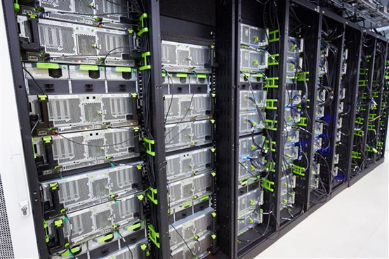 供应链消息称 服务器零部件短缺将持续到明年年中 第1张