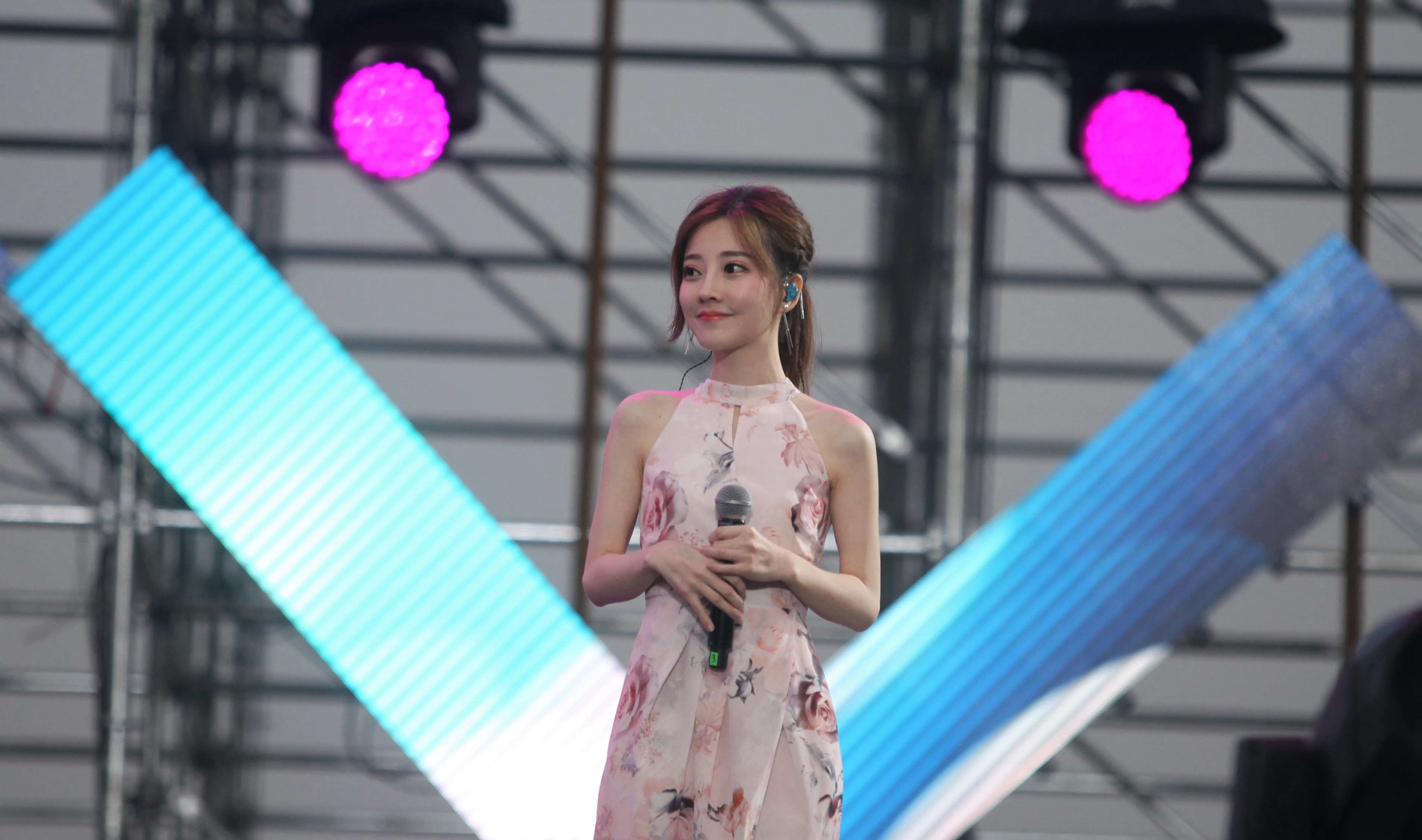 冯提莫隐于B站 二者都没得到想要的东西 第2张