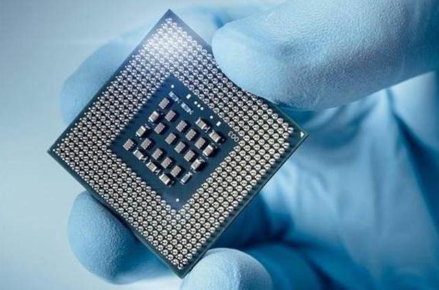 台积电没想到刚宣布2300亿元建厂 两个消息就传来了 第2张