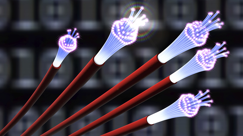 俄媒：130万公里海底光缆敲响警钟 第1张