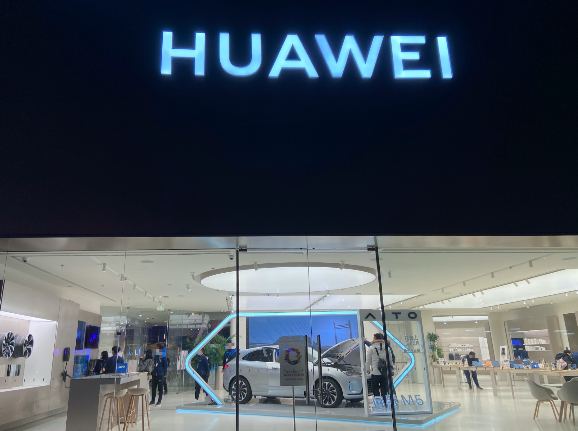 华为全面“下架”赛力斯SF5 下一步会“抛弃”小康吗？